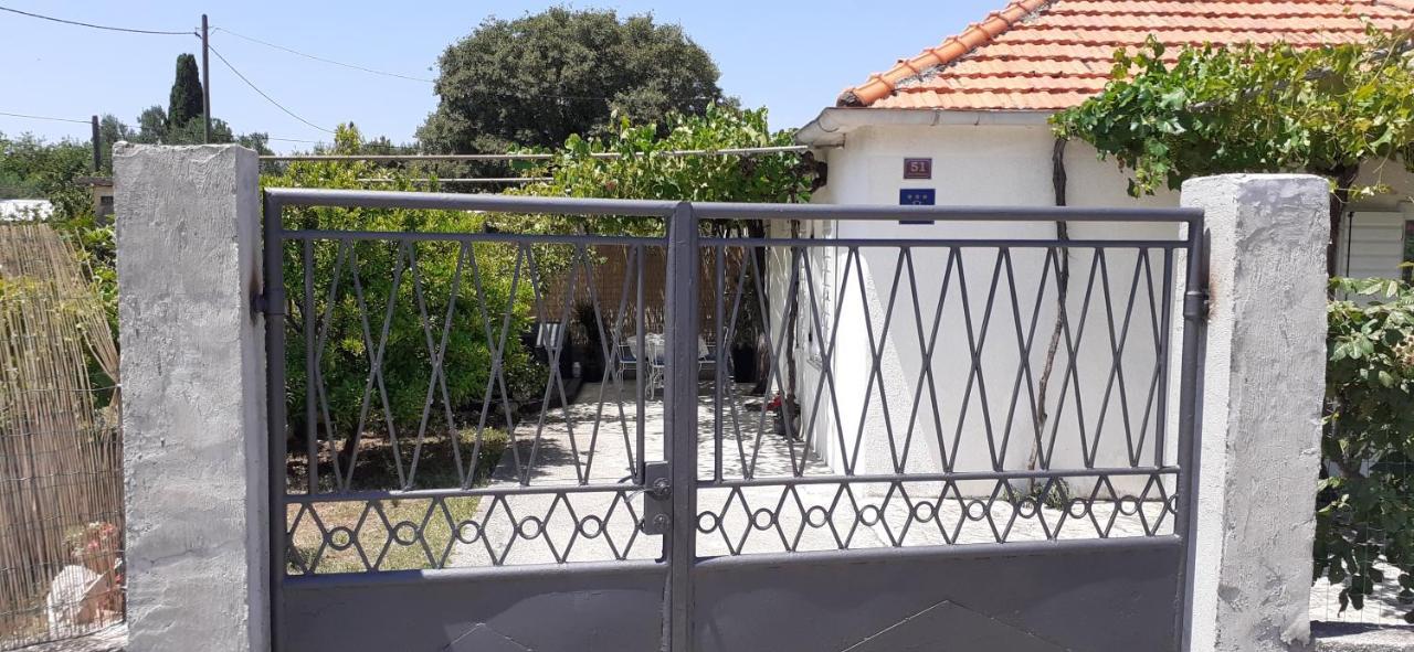 Holiday Home Casa Bianca Sukošan Zewnętrze zdjęcie